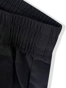 Manfinity Hypemode Men's Baggy Cargo Pants With Letter Patch Detail, Flap Pockets And Side Drawstring Waist, Fall - Black - View 4