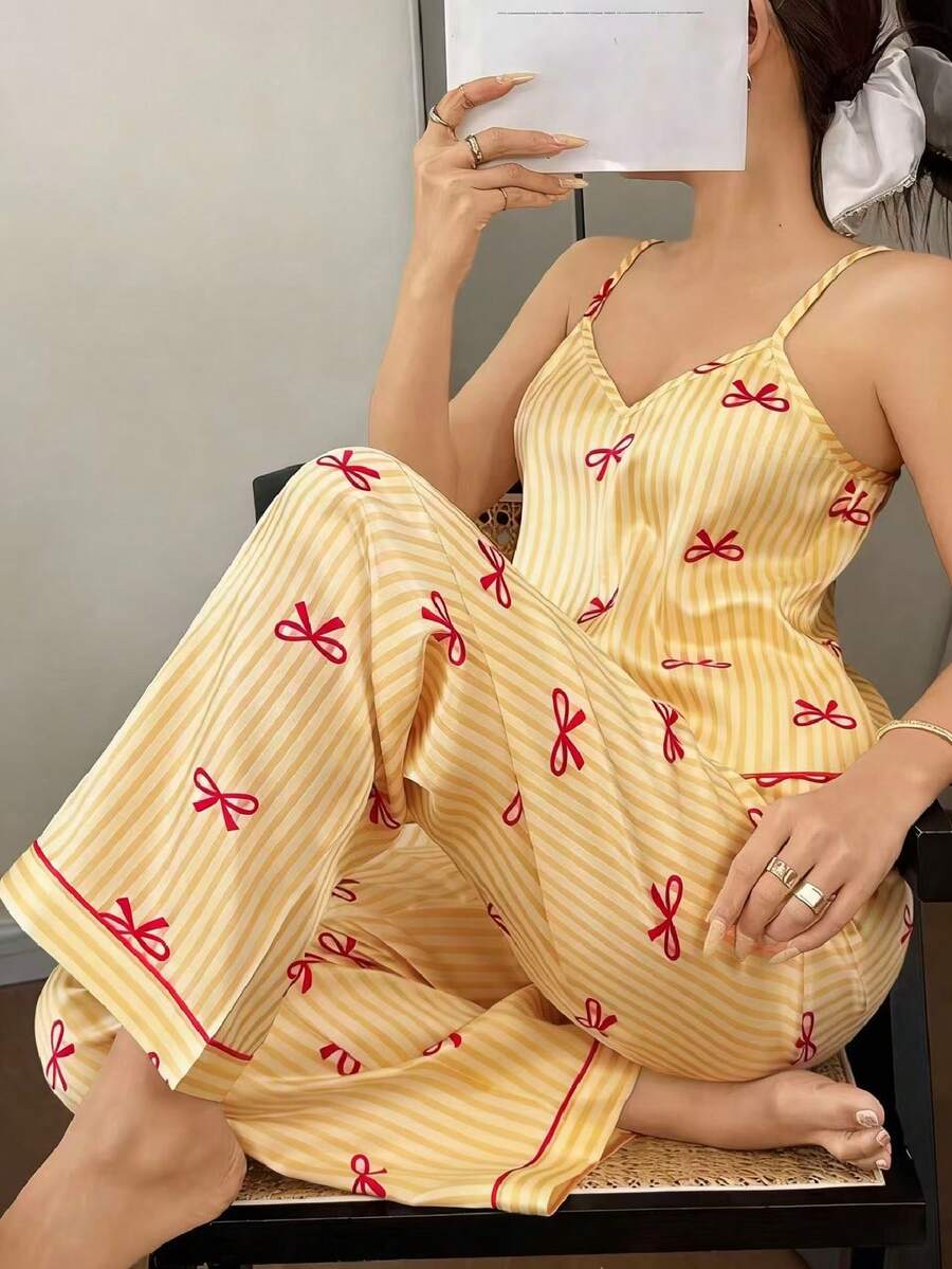 Napfluff 蝴蝶结条纹印花仿丝吊带背心和裤子女士睡衣套装 - 黃色 - 查看 1
