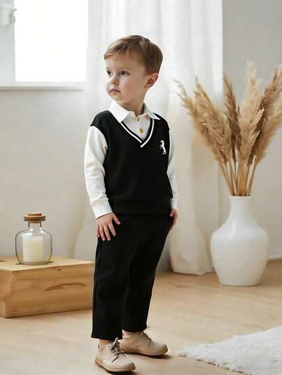 SHEIN 2 件套年轻男孩休闲字母印花衬衫 V 领 2 合 1 长袖运动衫和纯色裤子套装，适合秋冬季休闲户外活动