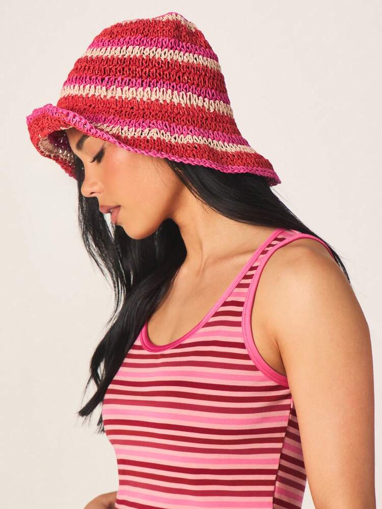 MISSGUIDED Gehäkelter gestreifter Fischerhut für Sommer Strandurlaub Sonnenschutz Mode Accessoire mit farbigem Muster Design