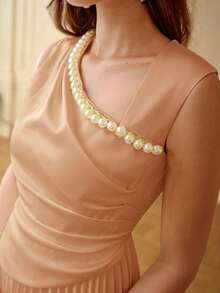 ZEYLAH Gaun Midi Wanita Warna Polos dengan Hiasan Mutiara Imitasi dan Detail Kerut di Pinggang, Elegan, Cocok untuk Kencan dan Pesta - Coral Pink - View 2