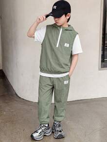 SHEIN 买二送一，3件套休闲学院风舒适时尚简约实用柔软连帽背心和松紧腰裤套装，另赠送T恤，多件装，适合秋、春、夏三季穿着，日常穿着、户外活动、上学、街头风、聚会和休闲场合皆宜。 - 綠色 - 查看 8