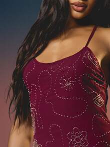 MISSGUIDED Đầm maxi dài màu đỏ tía đính đá paisley, hở lưng, dây mảnh, thích hợp cho tiệc tối, sự kiện trang trọng, ôm sát cơ thể, cổ tròn. - Màu đỏ tím - Xem 2