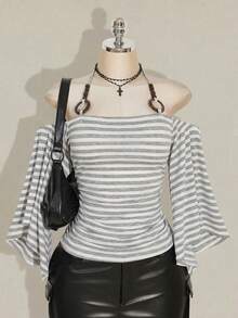 SHEIN ICON 大码女式 Y2K 复古条纹露肩喇叭袖吊带时尚 T 恤，前卫街头风，休闲喇叭袖露肩条纹针织上衣 - 彩色 - 查看 1