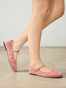 MOTF Sepatu flat wanita retro elegan berbahan beludru bordir dengan gesper yang dapat disesuaikan, cocok untuk Hari Valentine. - Berwarna merah muda - View 5