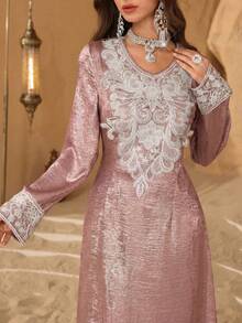 Al Najma Áo choàng Thổ Nhĩ Kỳ mới về, với họa tiết in ánh kim, thêu, cổ áo lưới, viền ren hoa, sang trọng. - Màu Hồng baby - Xem 1