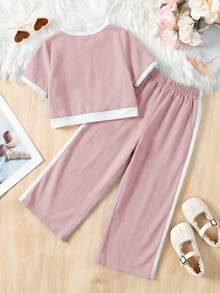 SHEIN Serisse Kids 两件套少女休闲正式优雅返校套装，撞色珍珠纽扣衬衫搭配直筒裤，返校季少女装 - 淺粉色 - 查看 2