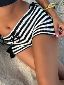 DAZY Women's High Waist Elastic Fitted Grey Shorts Summer Y2k - Black and White - View 5