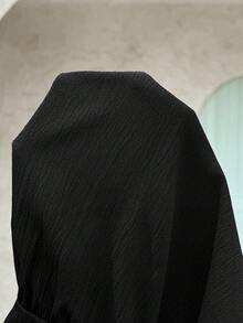 SHEIN 孕妇花卉刺绣荷叶边吊带背心，度假必备 - 黑色 - 查看 4