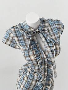 Sunspun 大码荷叶边领蝴蝶结格子短袖修身优雅学院风休闲户外约会派对女式衬衫 - 藍色 - 查看 6