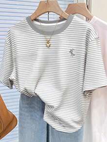 Resyla Striped Digital Print, Embroidered Minimalist Style Women's Regular Crew Neck T-Shirt, Gift For Friends - Multicolor - View 3