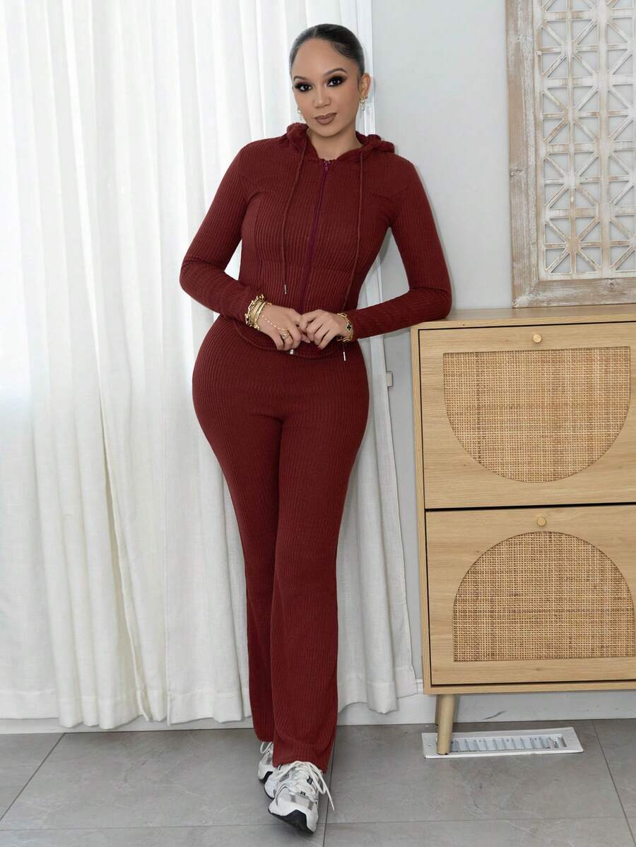 Melissa Matos 2 件套女士休闲连帽运动衫，带口袋和罗纹喇叭裤，百搭秋冬装 - 酒紅色 - 查看 1