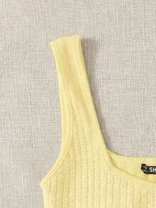 SHEIN Essnce 棉质华夫格针织吊带背心，宽肩带设计，简约风格，适合休闲、海滩、旅行、婚礼、派对、机场、居家穿着，时尚别致。 - 黃色 - 查看 4