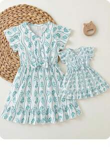 SHEIN 女婴可爱夏季碎花短袖连衣裙 母女亲子装（2 件套分开出售） - 彩色 - 查看 3