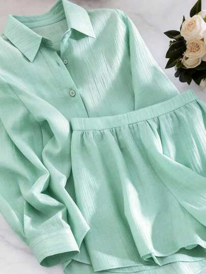 GlowEve CURVE 大码女式优雅春夏纹理面料柔软休闲衬衫短裤套装，两件套，适合休闲、海滩、毕业典礼、度假、情人节、音乐节、母亲节、万圣节、感恩节、复活节、国庆节、舞会、约会、婚礼、郊游等场合。