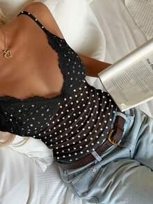 CovetEZ 女士休闲复古蕾丝拼接褶皱紧身吊带背心，适合夏季穿着 - 黑色 - 查看 6