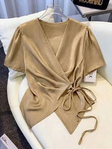 GlowEve 女士时尚休闲V领褶皱裹身系带A字灯笼袖衬衫 - 杏色 - 查看 1