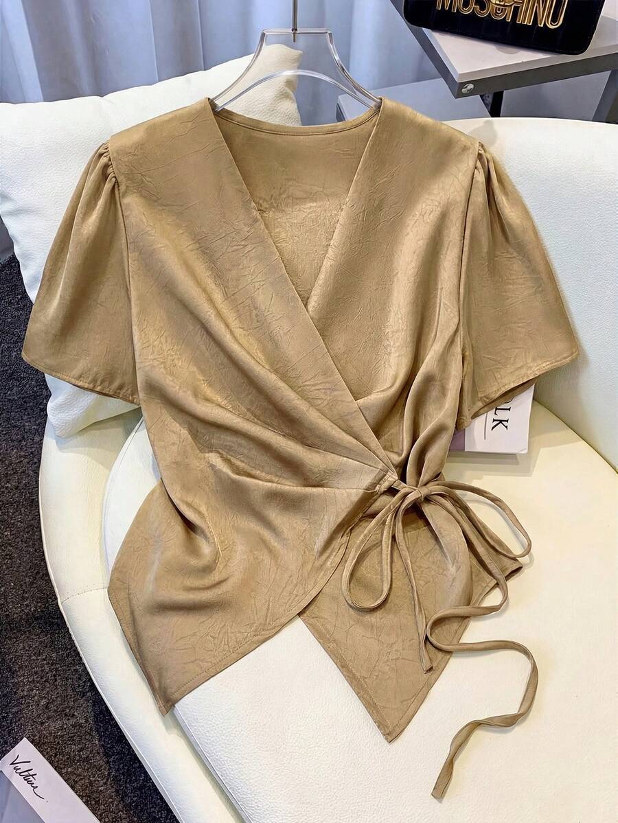 GlowEve 女士时尚休闲V领褶皱裹身系带A字灯笼袖衬衫 - 杏色 - 查看 1