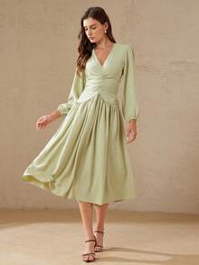 Aveloria Rosie V领长袖收腰连衣裙，清新优雅，适合春季野餐，温柔精致。 - 綠色 - 查看 3
