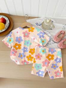 可爱碎花图案，少女休闲简约短袖圆领T恤短裤两件套，适合夏季穿着 - 彩色 - 查看 2