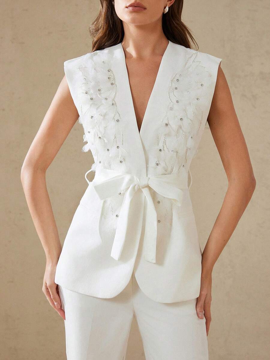 Aveloria Rosie 优雅女士简约商务套装，饰以串珠和水钻，搭配直筒阔腿裤 - 白色 - 查看 1