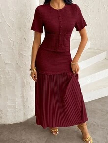 Modelyn Women's Elegant Pink Textured Short Sleeve Jacket And Pleated Skirt 2 Pieces Set - Burgundy - View 6
