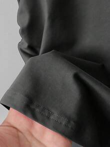 Camiseta casual de verano para mujer, mangas de color contrastante personalizadas, estampado clásico de estrella de cinco puntas, color retro, elegante, uso diario, corte relajado - Gris Oscuro - Ver 3
