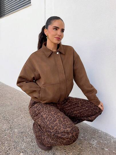 Marta Soriano Chaqueta corta casual y suelta de color marrón, para otoño/invierno