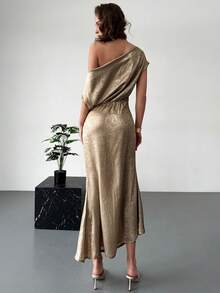 Aloruh New Arrival Spring/Summer Elegant Sexy Party Asymmetric Shoulder Design Ruched Waist Slimming Long Dress, Gold Evening Gown, Wedding Season Dress - Gold - View 6