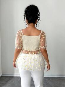 SHEIN Clasi Plus Size Women's Elegant Cute Casual Vacation Daisy Print Sheer Square Neck Puff Sleeve Backless Cinched Waist Blouse White Summer - Apricot - View 2