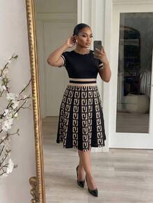 SHEIN Lady CURVE Đầm dự tiệc và thường ngày thanh lịch dành cho nữ cỡ lớn, họa tiết hình học, cổ tròn, thắt eo, thích hợp cho dự tiệc và thường ngày. - Nhiều màu - Xem 5