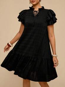 Travachic Vestido casual de talla grande con volantes en el bajo y unicolor - Negro - Ver 1