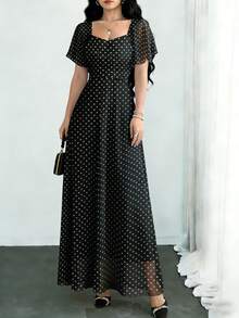 Modelyn Đầm dài dáng suông cổ vuông tay phồng in chấm bi đen, thắt eo thanh lịch, thích hợp cho kỳ nghỉ hè và mặc hàng ngày. - Nhiều màu - Xem 3