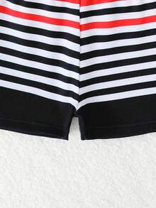 SHEIN 2pcs Baby/Toddler Boys' Swimwear Set,Cute Cartoon Crab Graphic Long Sleeve Rashguard & Trunks,White Summer Vacation Holiday Beach Outfit Rash Guard - Multicolor - View 3