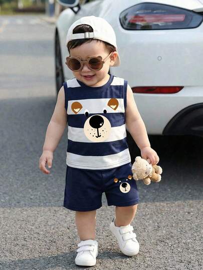 SHEIN 男婴经典时尚百搭休闲套装，可爱小熊图案，运动风条纹柔软舒适背心短裤套装，适合春夏穿着