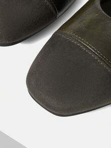 MOTF 女士复古新款时尚深绿色PU皮革方头平底鞋，简约休闲轻便，低帮套脚设计，舒适优雅的高端芭蕾舞鞋 - 軍綠色 - 查看 6