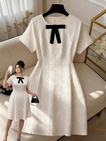 GlowEve CURVE Plus Size Women's Elegant Apricot Short Sleeve Lace Mini Dress