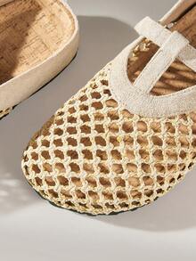 Solecia Giày nữ mùa xuân hè kiểu dáng mới, hình chữ T có trang trí, mũi tròn, thoải mái và đơn giản, giày bệt nữ đi nghỉ mát, không thể thiếu cho việc đi làm, phong cách thường ngày và đa năng. - Màu be - Xem 5