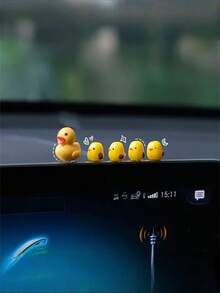 1 set mini drăguț amuzant rață galbenă tabloul de bord decor anti-alunecare robust adorabil ornament auto stres relief decorare desktop interior auto birou figurină accesorii gadget drăguț mașina lucruri decorațiuni birou vehicul decor idee cadou - multicolor - Vizualizare 5