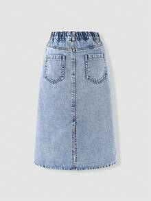 SHEIN Váy denim dáng chữ A thêu hoa màu xanh nhạt mới cho bé gái tuổi teen mùa hè 2026, cạp cao, ôm sát, dáng suông dài, phong cách retro Mỹ, Nhật Bản, thời trang đường phố, chất liệu denim dày dặn, thích hợp mặc hàng ngày, đi nghỉ mát, dự lễ hội âm nhạc. - Rửa nhẹ - Xem 3