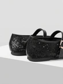MOTF PREMIUM RHINESTONE DETAIL BALLET FLATS - Black mesh yarn - View 7
