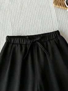 SHEIN 少女休闲简约舒适中腰直筒裤，适合母亲节、毕业典礼、春夏日常、外出、度假、节日穿着，时尚百搭，休闲百搭，适合返校、休闲、返校季等场合。 - 黑色 - 查看 4