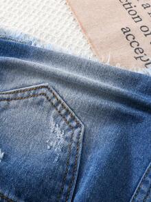 Girls' Loose Fit Distressed Denim Shorts, Soft & Fashionable, Sweet & Cool Daily Casual Style, Personality Pocket Design, Irregular Ripped, Comfortable Elastic Waist, Black Bow Decor, Classic Medium Blue Washed Jeans Shorts Suitable For Leisure, Vacation, Daily Wear - Light Wash - View 6