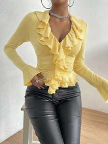 Glamine Blusa con cuello en V, volantes y mangas acampanadas, cintura fruncida en color amarillo mantequilla, camiseta de manga larga ajustada y sexy, capa base versátil y sexy para citas y uso diario, blusa elegante y ajustada todo a juego para mujer, blusas con volantes amarillas de manga larga - Amarillo - Ver 5