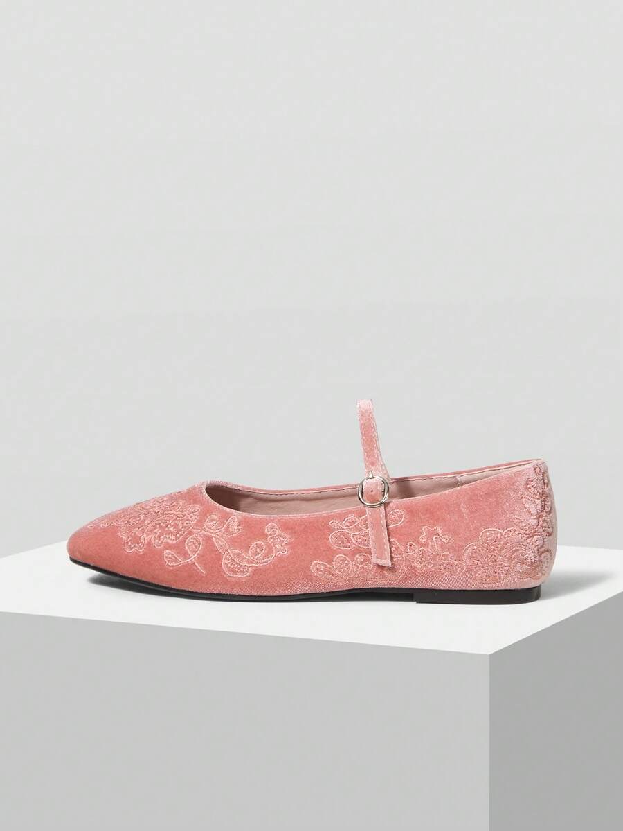 MOTF WOMEN'S RETRO ELEGANT EMBROIDERED VELVET ADJUSTABLE BUCKLE FLAT SHOES VALENTINE'S DAY - Pink - View 2
