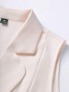 Franclia Áo khoác blazer mỏng dành cho nữ cỡ lớn, cổ chữ V hai mặt, thắt lưng nhún eo với khóa kim loại, gấu áo có thể mở, túi, kiểu dáng thanh lịch Pháp lãng mạn cổ điển, phù hợp cho công sở, đi biển, phong cách tối giản, đa năng, bộ sưu tập Xuân/Hè mới. - Màu be - Xem 3