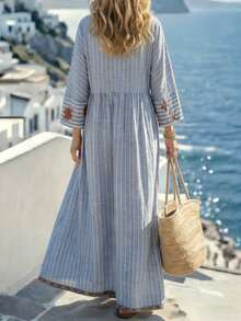 Breezaya Đầm rộng rãi, dáng suông, cổ chữ V, in họa tiết sọc, chất liệu giả vải lanh, thích hợp mặc đi biển mùa hè 2026. - Màu xanh lam - Xem 3