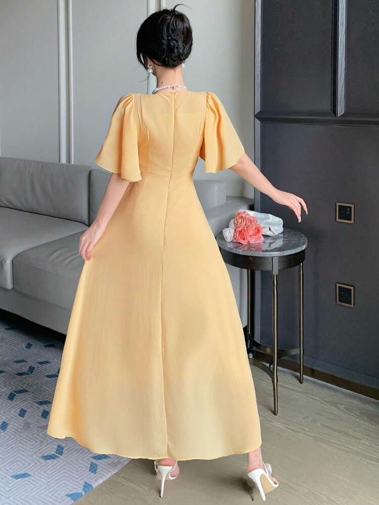 Women's Elegant Solid Color Round Neck Ruffle Sleeve Mid-Length Dress, Summer
