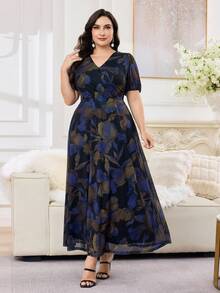 SHEIN CURVE+ 大码女式V领碎花荷叶边短袖连衣裙，适合夏季穿着 - 彩色 - 查看 4