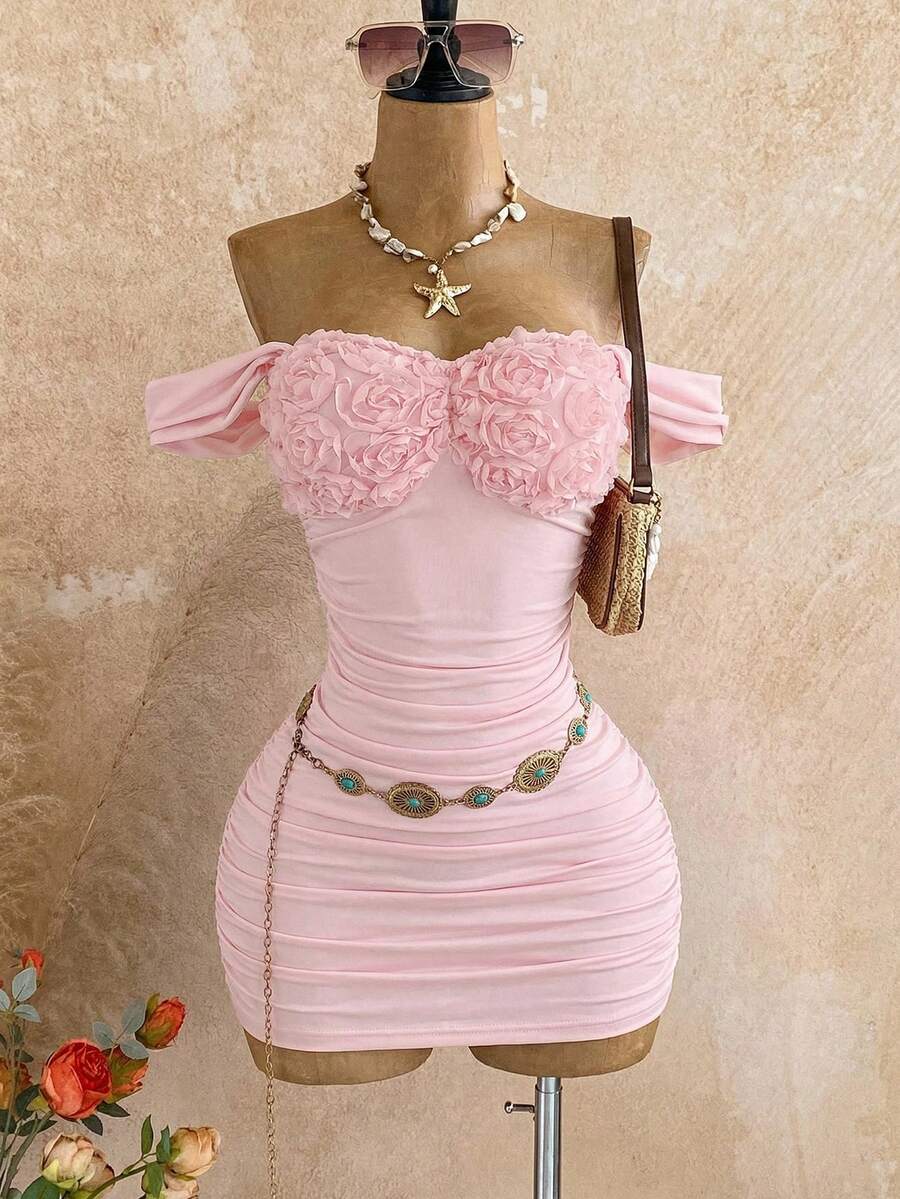 Soleia 女士性感露肩褶皱紧身迷你连衣裙,饰有3D立体花朵贴花,适合夏季度假 - 淺粉色 - 查看 1
